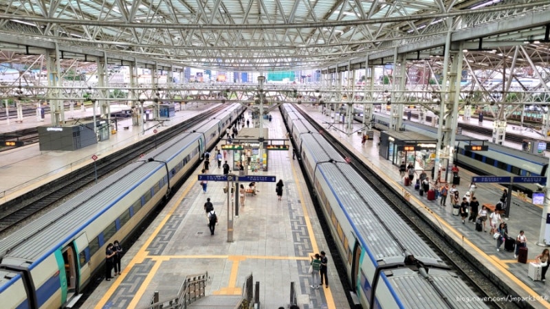 Ga Dongdaegu – một trong những nhà ga bận rộn nhất sau khi KTX giai đoạn 2 đi vào hoạt động
